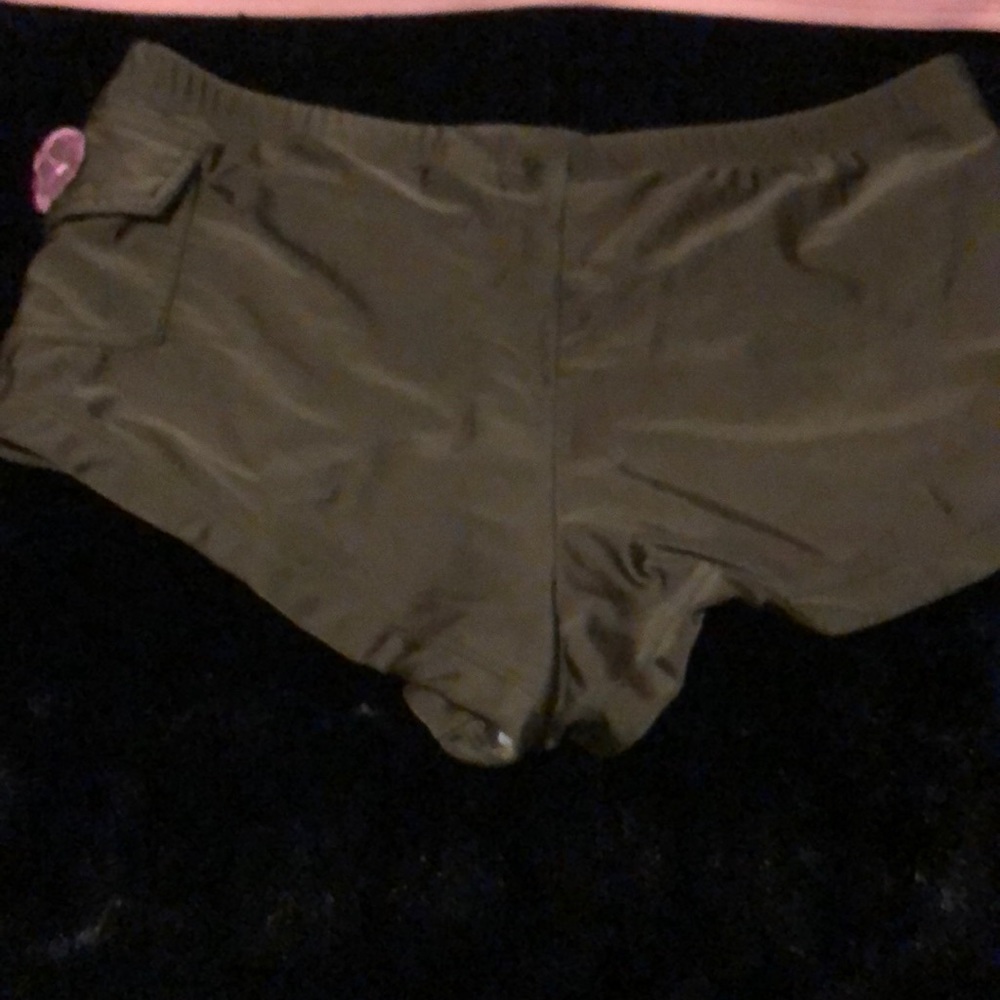 Bathing suite - Picture 2 of 3